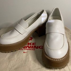 MIA Dalilah Platform Lug Sole Loafers // Size 8.5 // White